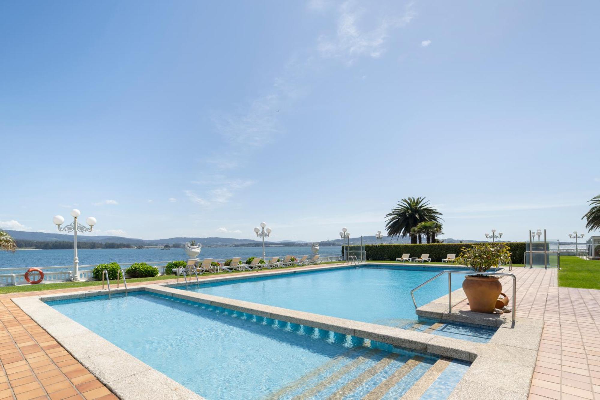 Eurostars Louxo Talaso O Grove Exterior photo